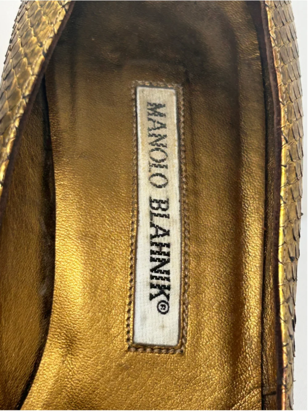 Manolo Blahnik BB Gold Metallic Snakeskin Embossed Pumps Heels 37